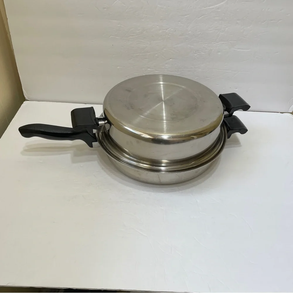VINTAGE NEW ERA STAINLESS STEEL SKILLET WITH LID AND‎ EGG POACHER